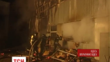 В Одессе более полусотни спасателей тушили пожар на складах рядом с рынком 7 километр