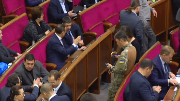 Члени нового парламенту розповідають особисті історії