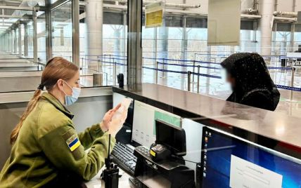В аэропорту Одессы пограничники задержали террористку, которую разыскивал Интерпол