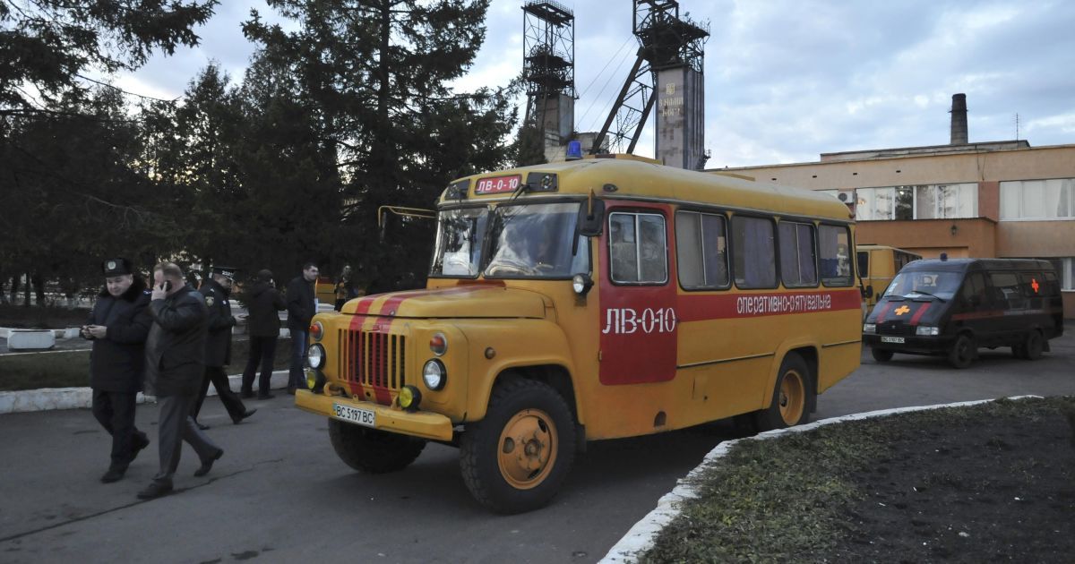 Раненых в результате взрыва на шахте "Степная" могут транспортировать в Киев - Гройсман