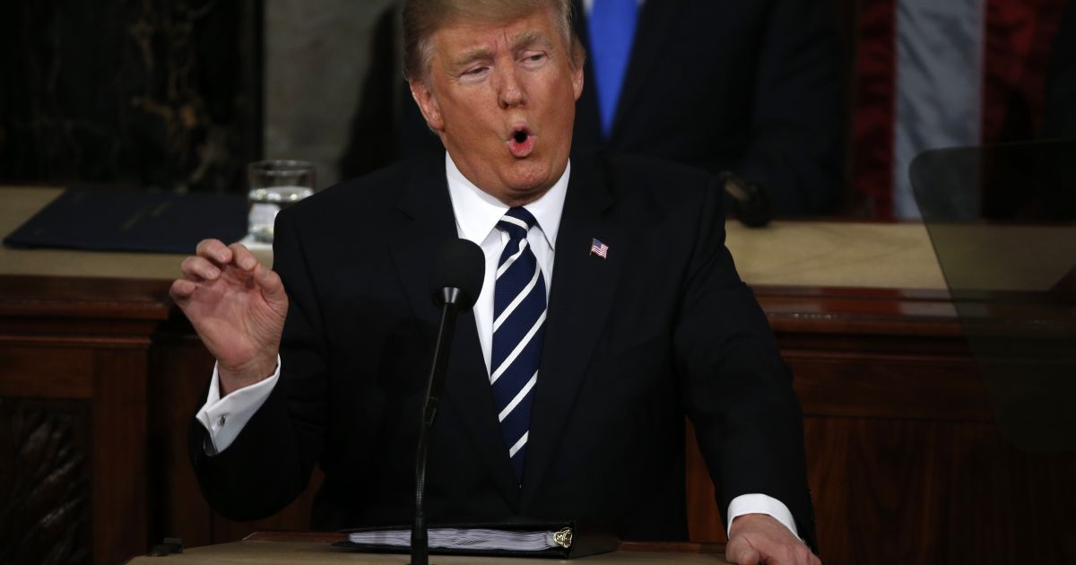 Тотальная охота на ведьм: Трамп прокомментировал критику генпрокурора США