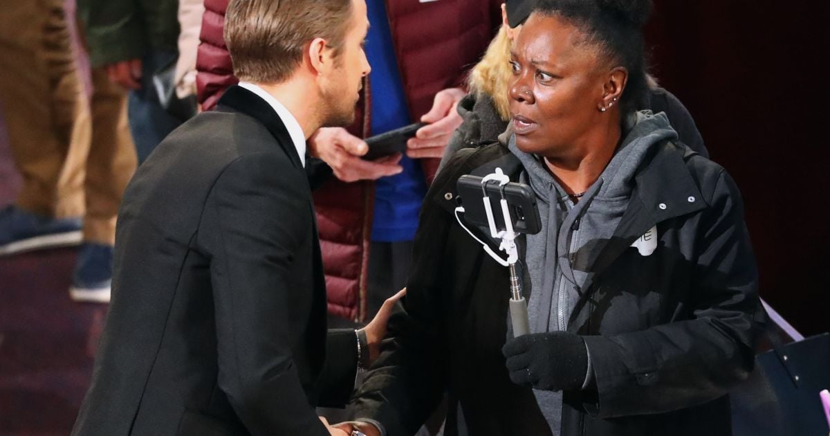 Райан Гослинг поцеловал незаймоку