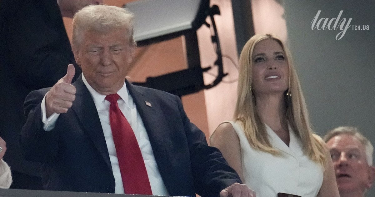 Дональд та Іванка Трампи