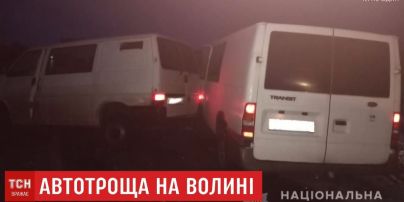 В столкновении двух микроавтобусов на Волыни погибли двое людей
