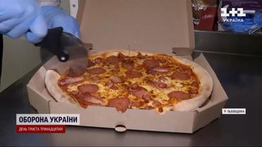 Социальная пиццерия: как вынужденные переселенцы организовали ресторан во Львовской области