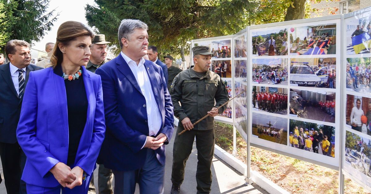 порошенко вручає нагороди віськовим на вінниччині _9 / © Сайт президента України