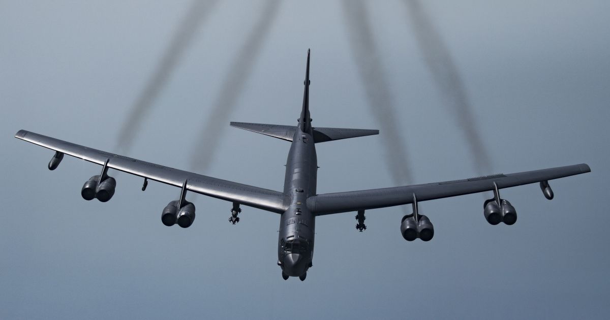 Бомбардировщик B-52H Stratofortress