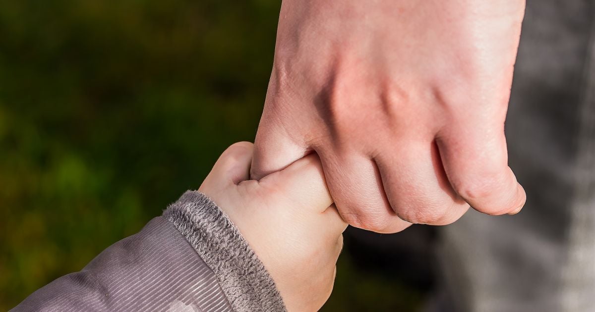 Убив 11-місячного сина на очах у 2-річного: у Чернігові винесли вирок батькові-душогубу