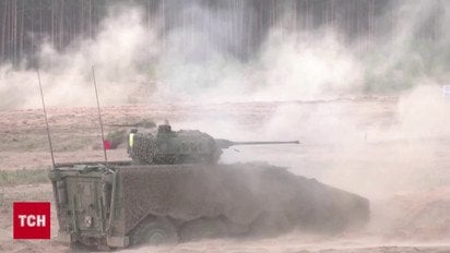 Німеччина планує більше не випускати молодих чоловіків за кордон без дозволу: що це означає?