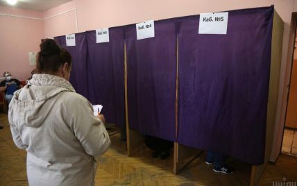 Местные выборы в "красной" зоне: какие были особенности голосования в наиболее опасных регионах