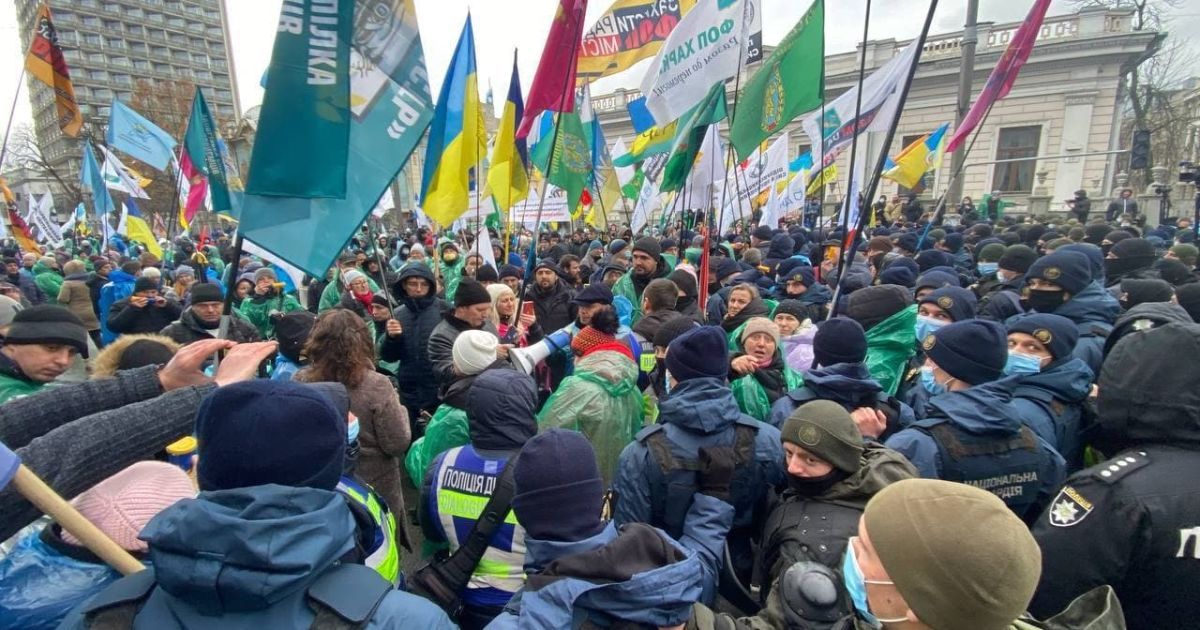 У Києві підприємці вийшли на акцію протесту: відео