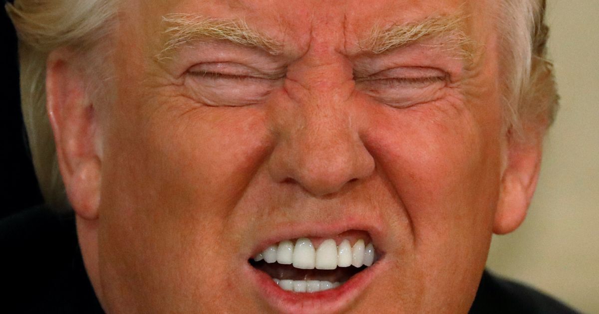 Трамп назвал CNN и New York Times анекдотом