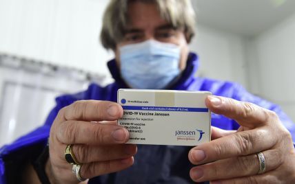 Бельгія обмежила застосування COVID-вакцини від J&J після смерті пацієнтки