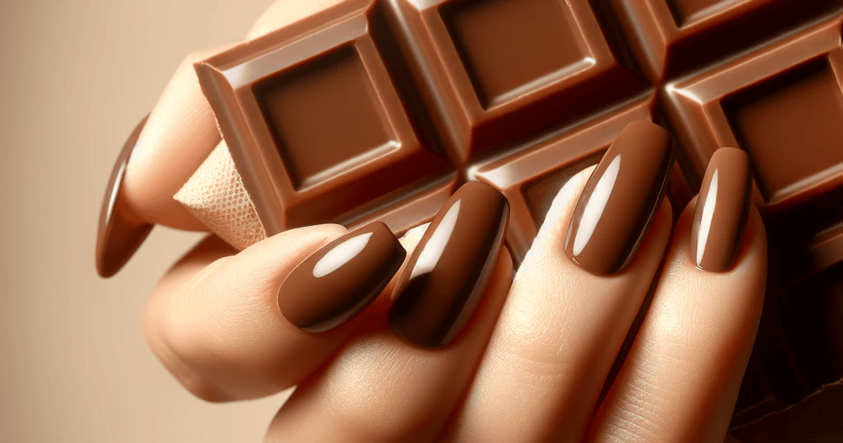 Шоколадный маникюр// фото: ladyindress.com.ua