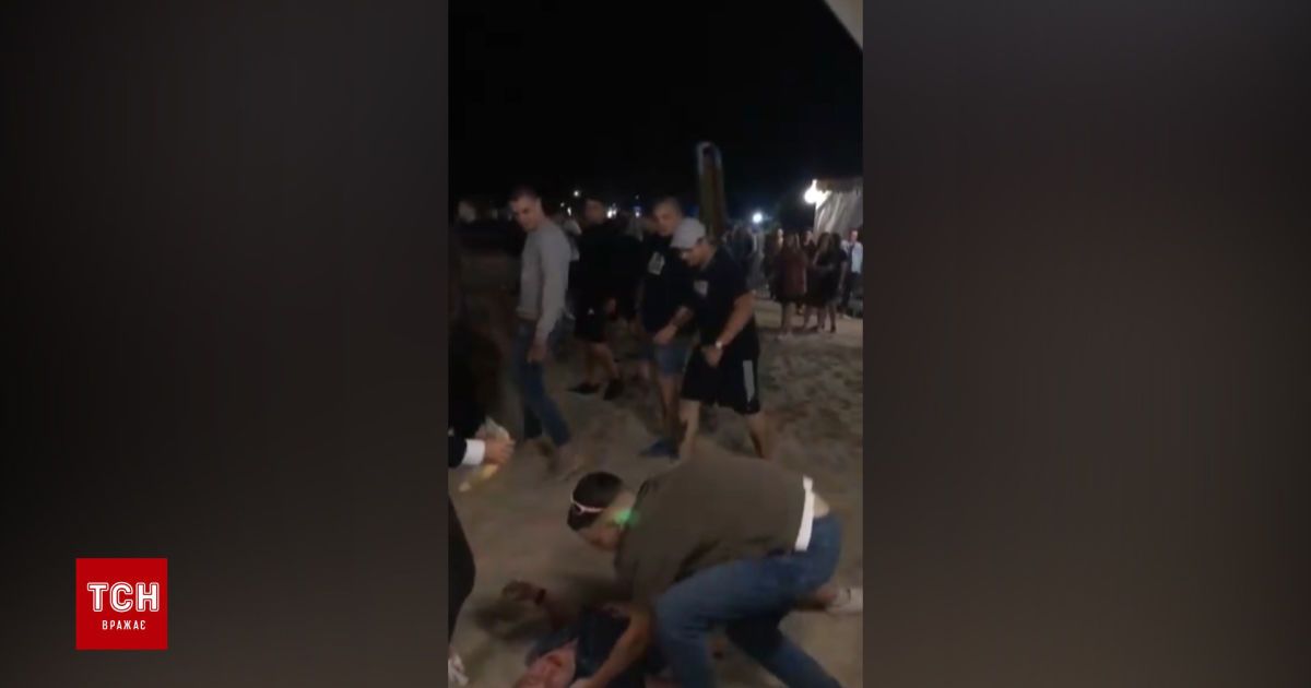 В курортном поселке Урзуф охранники ночного клуба жестоко избили посетителей