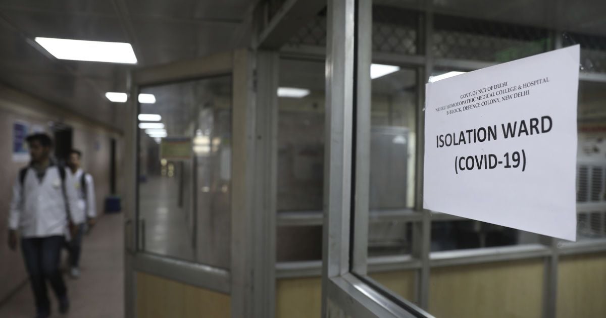 Украинских заробитчан в Польше обещают бесплатно лечить от COVID-19