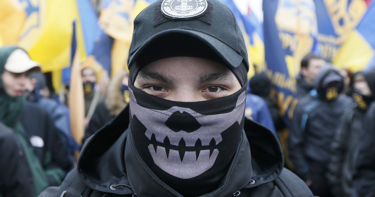 Фаєри під Радою, Марш нацгідності _1 / © Reuters