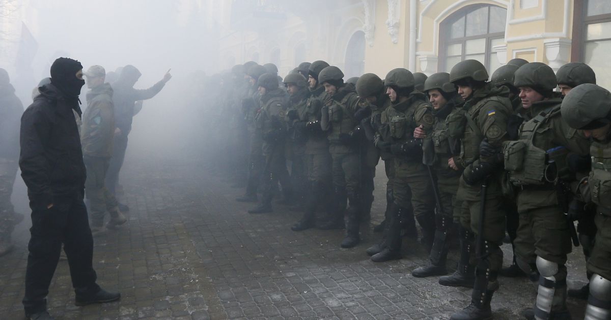 Протести в центрі Києва, блокадники_1 / © Reuters