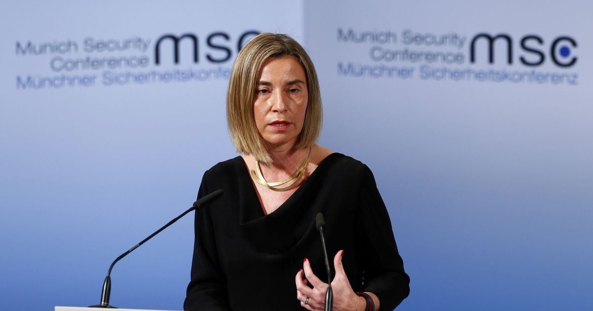 Могерини убеждала Лаврова, Минские соглашения должны выполняться