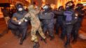 Reuters показало вечірні сутички протестувальників з силовиками в центрі Києва