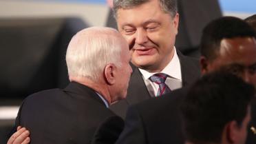 петро порошенко і джон маккейн_3 / © Reuters