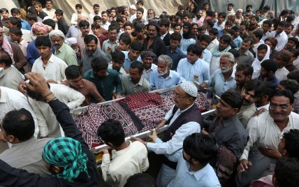 У Пакистані вбили щонайменше 39 бойовиків у зв'язку з терактом у найбільшому храмі