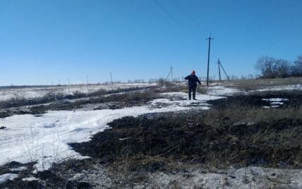 Боевики обстреляли бригаду ремонтников, которые пытались возобновить электроснабжение на Луганщине