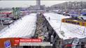 Бульдозеры и люди в балаклавах громили торговые палатки на столичных рынках