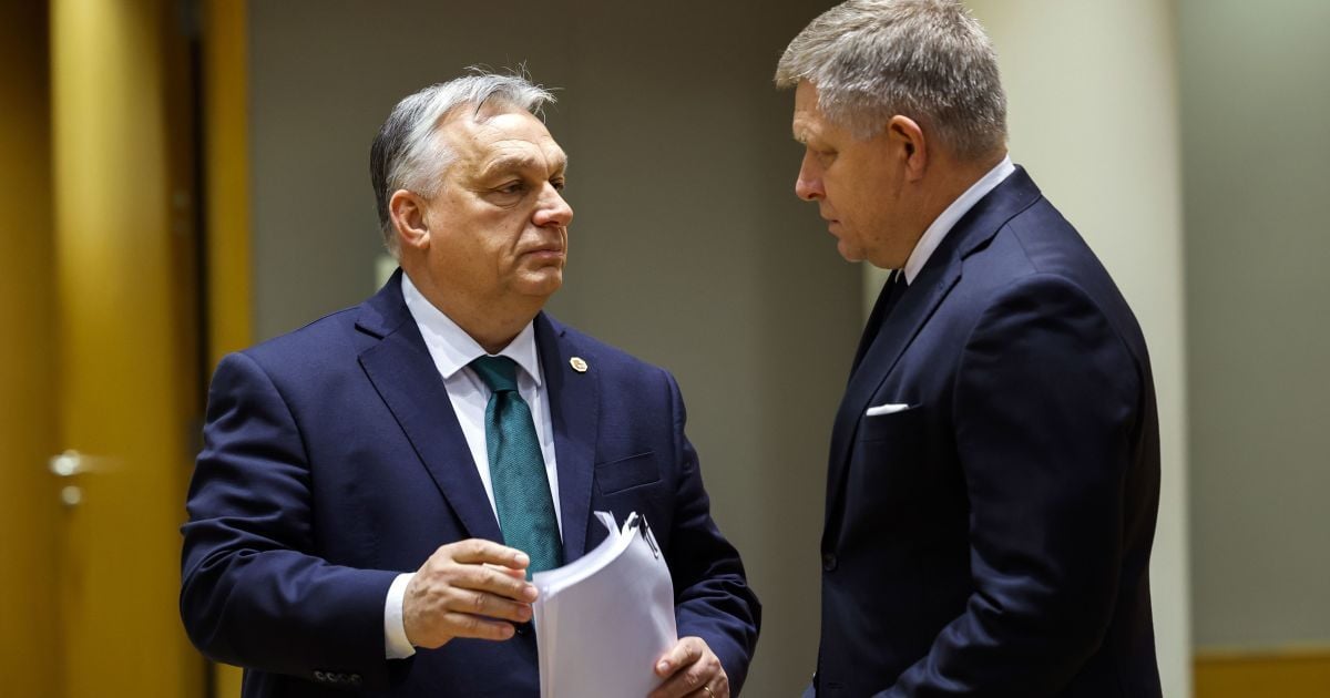 Премʼєр Угорщини Віктор Орбан і словацький голова уряду Роберт Фіцо