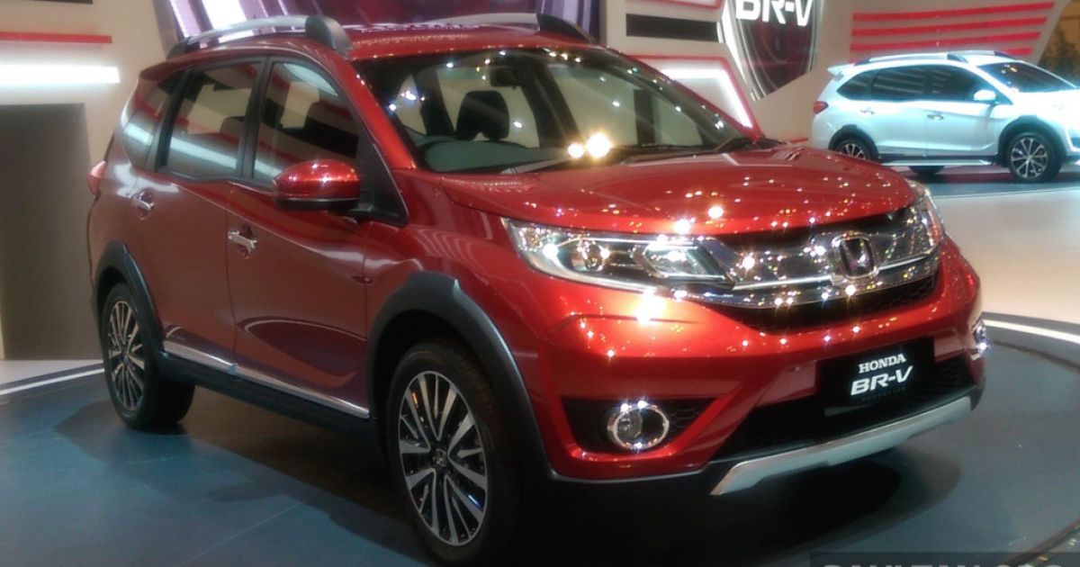 Японцы презентовали семиместный кроссовер Honda BR-V