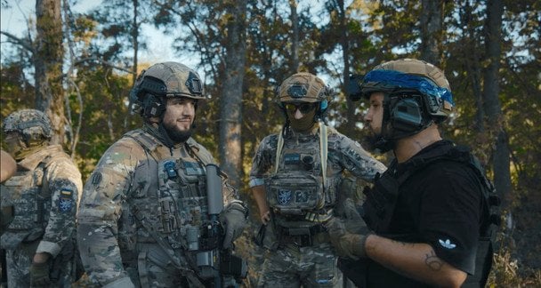 MONATIK з військовими