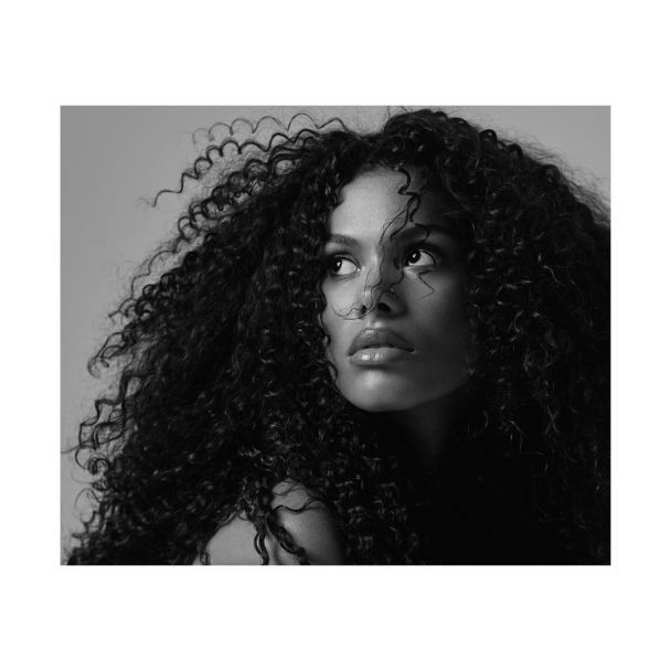 Тина Кунаки / © Instagram Harold James