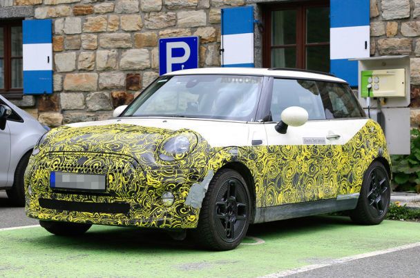  / © AutoCar