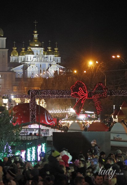 Ялинка на Софійській площі в Києві / © Getty Images