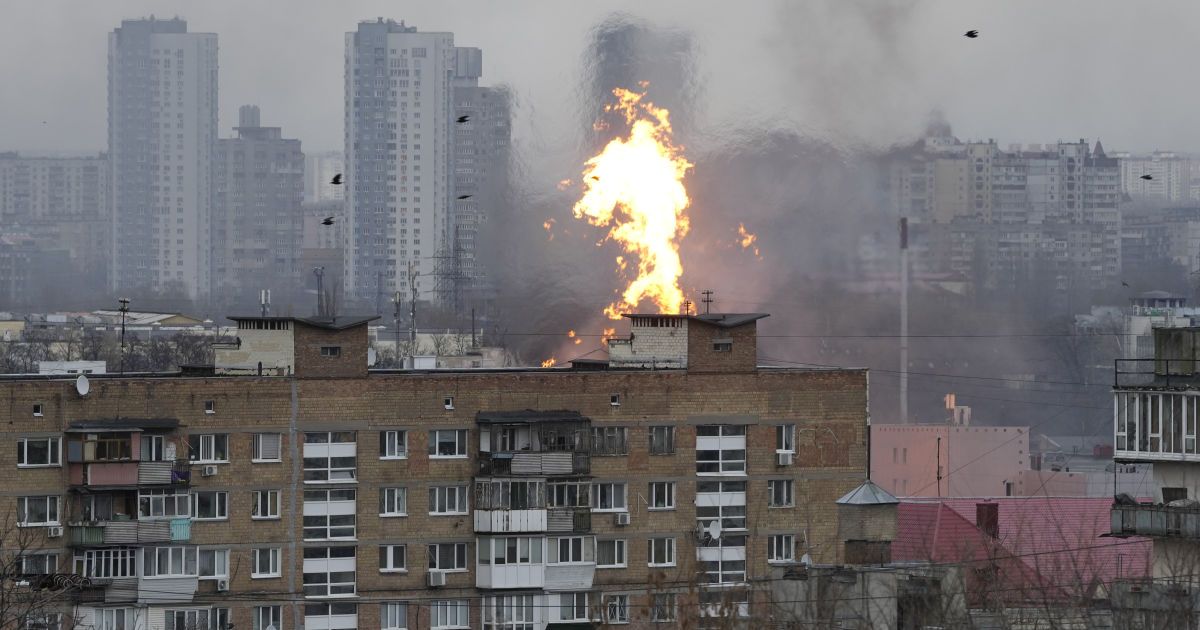 Ракетний удар по Києву.