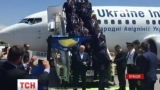 Літак з українськими спортсменами прибув до Франції