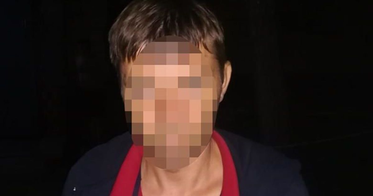 У Києві чоловік вдарив ножем у живіт товариша, який вилаявся у бік його дівчини