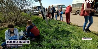 Рашисты не пускают жителей Херсона выехать из оккупированной области