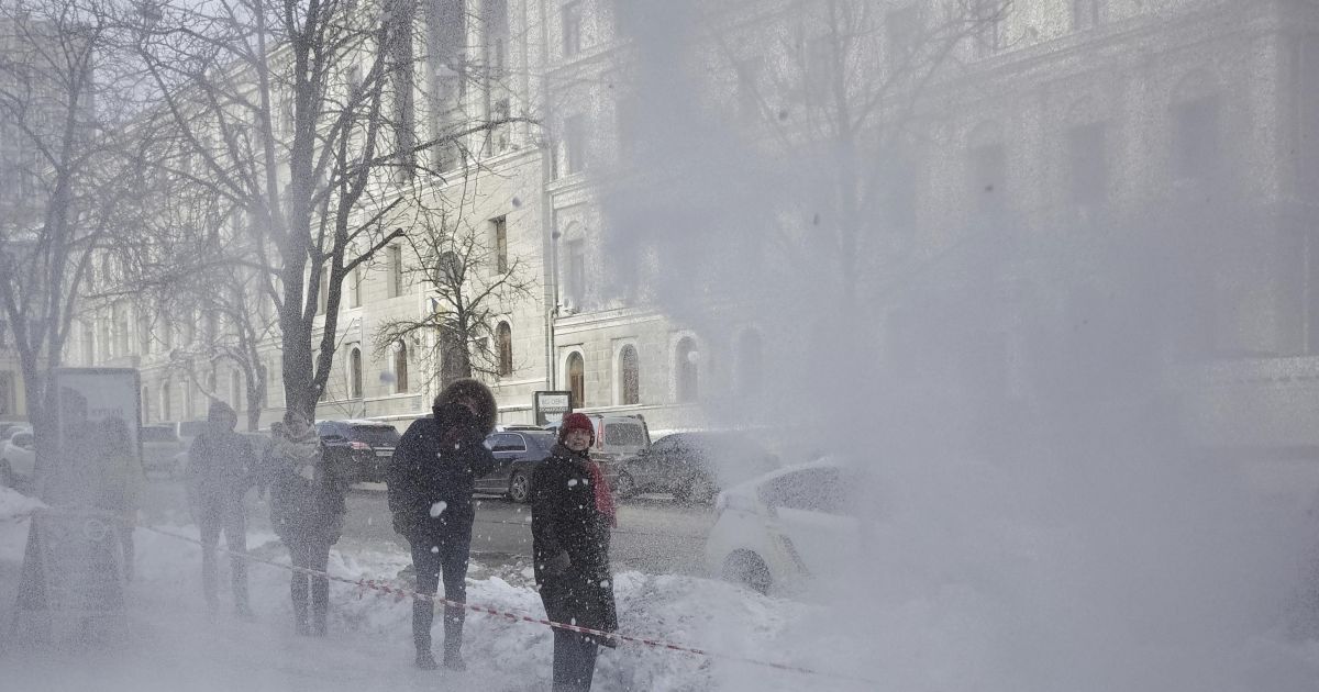 У День всіх закоханих столицю атакує потужний вітер