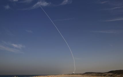 Первая при Трампе: КНДР запустила баллистическую ракету в направлении Японского моря