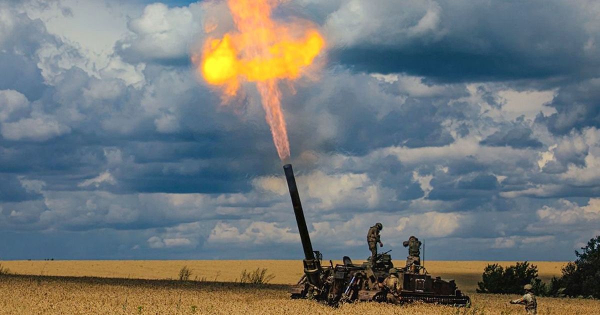 Літак, вертоліт, танки і 450 військових: Генштаб назвав втрати Росії за добу