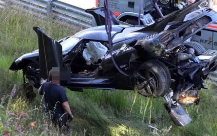 Koenigsegg One:1 на Нюрбургринге снес ограждение (Видео)