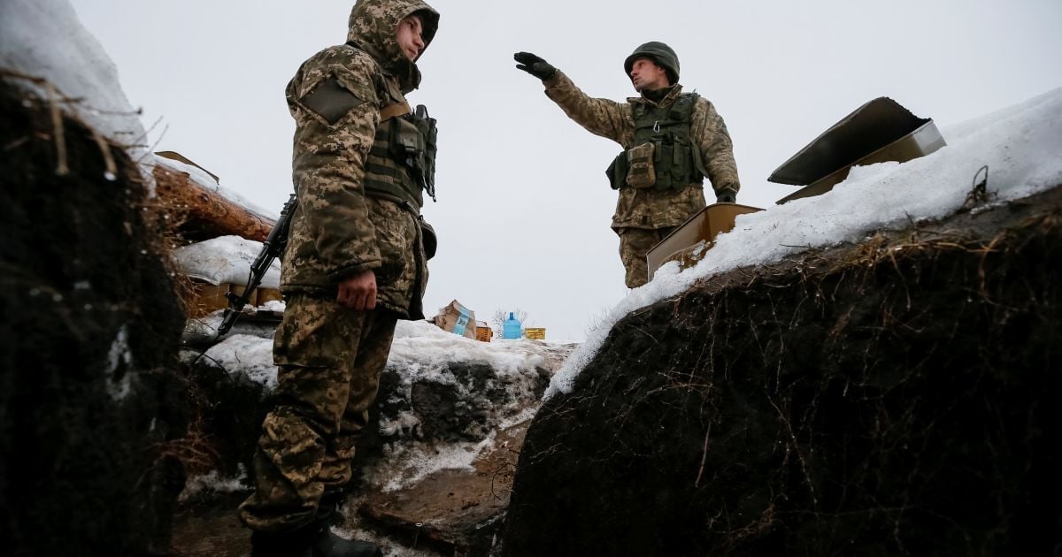 Около 100 обстрелов и 5 раненых военных, по Авдеевке били из танков. Дайджест АТО