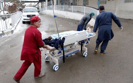 Кровавый банк: в Афганистане в результате теракта погиб посол ОАЭ и военные