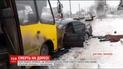 У Маріуполі лоб у лоб зіштовхнулися легковик із маршруткою, наповненою людьми