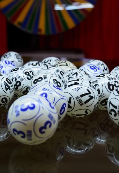 Жінка виграла у лотерею космічну суму