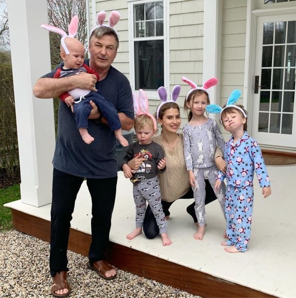  / © instagram.com/hilariabaldwin