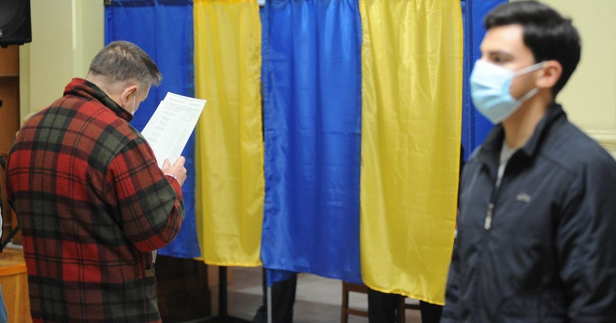 Єдина непарламентська партія серед переможців виборів 2020 року – "Наш край", – експерт