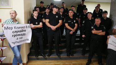 Мітинг проти підняття тарифів у Київраді_3 / © УНІАН