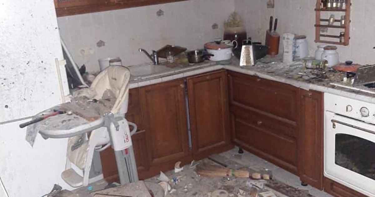 У Броварах стався вибух у багатоповерхівці: чоловік намагався розібрати гранату (фото)